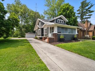 1009 Hovey Ave, Normal, IL 61761