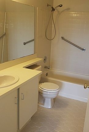 4th image of 139 Woodward Ln