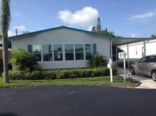 3417 Lake Overlook Pl, Lake Worth, FL 33462