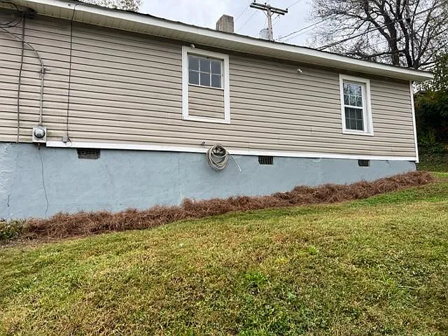 105 N Pugh St — Photo 9