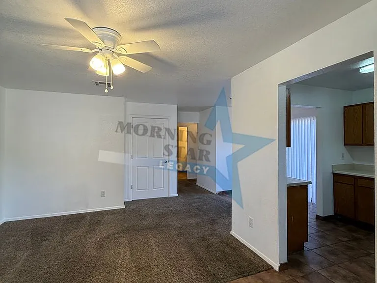 Spacious 2 bedroom floor plans! — Photo 4