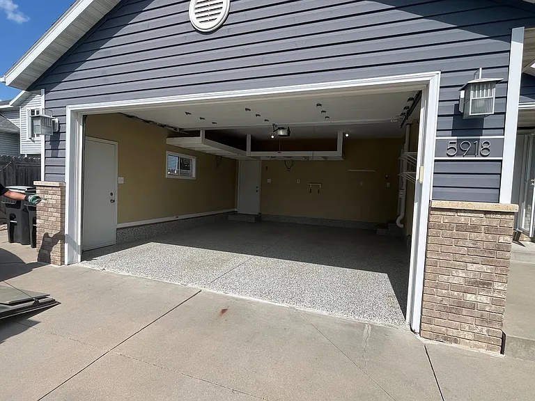 5918 Shetland Dr NW — Photo 59