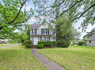 807 E Main St, Richmond, MO 64085