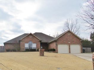 1201 Grandview Ave, Fort Gibson, OK 74434