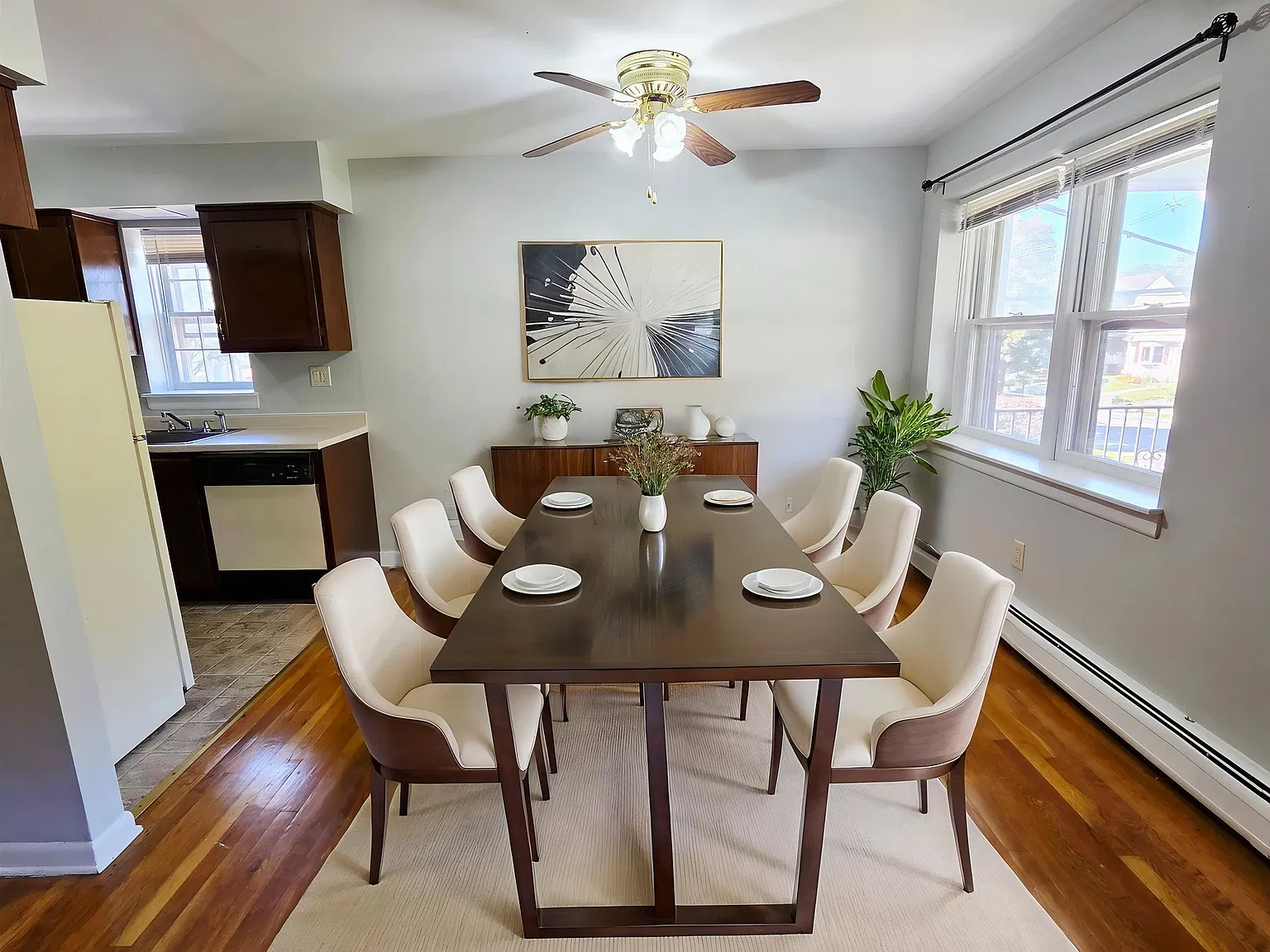 1 bed, 1.0 bath, 850 sqft, $1,950 — Photo 4