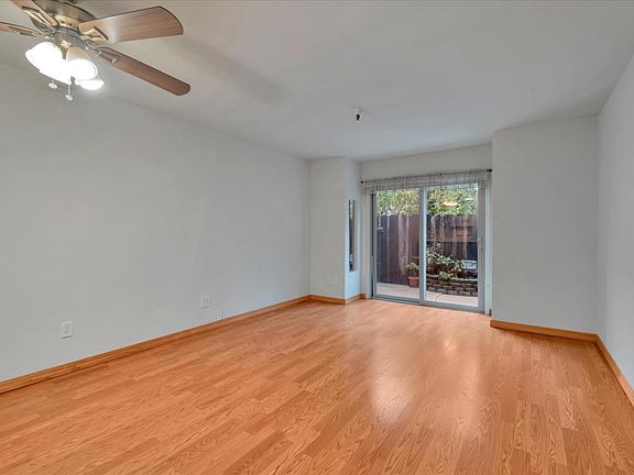 5th image of 104 Vista Prieta Ct