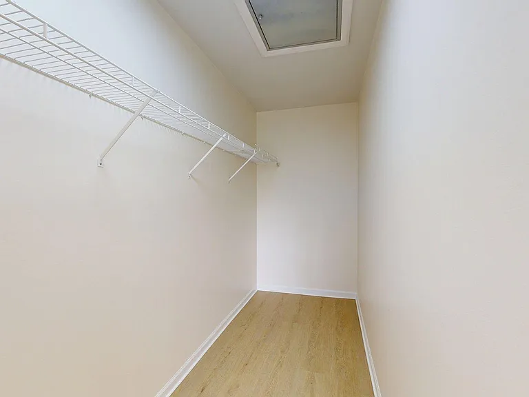 2812 Barclay Way — Photo 13