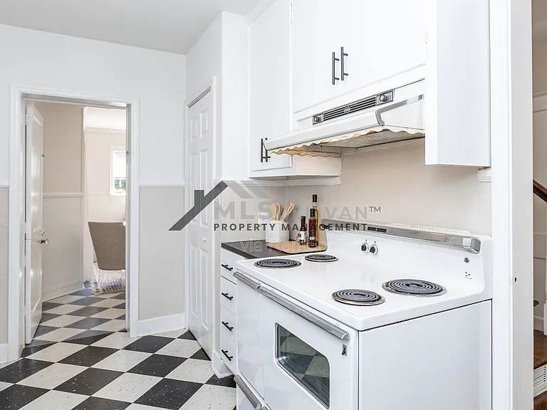 2414 Farthing St — Photo 14