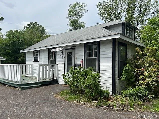 181 Ulster Ave #2