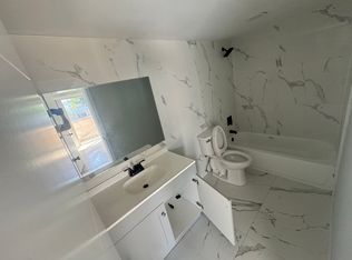 488 NE 18th Ave APT 205, Homestead, FL 33033