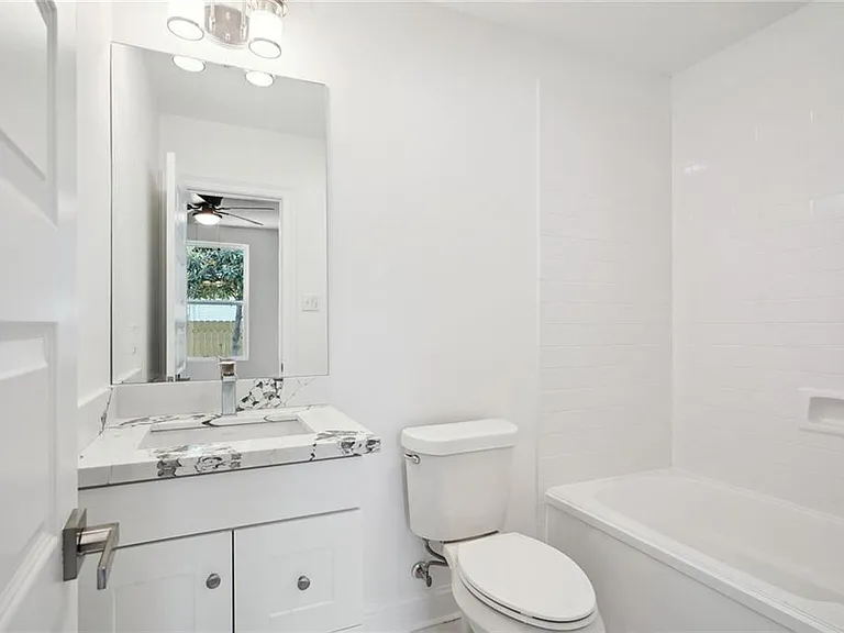 43 Labarre Pl — Photo 10