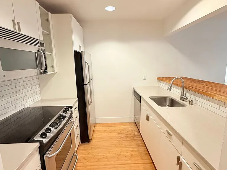 1711 E Olive Way #104 — Photo 5