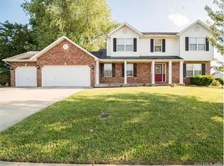 110 Northwoods Dr, Troy, IL 62294