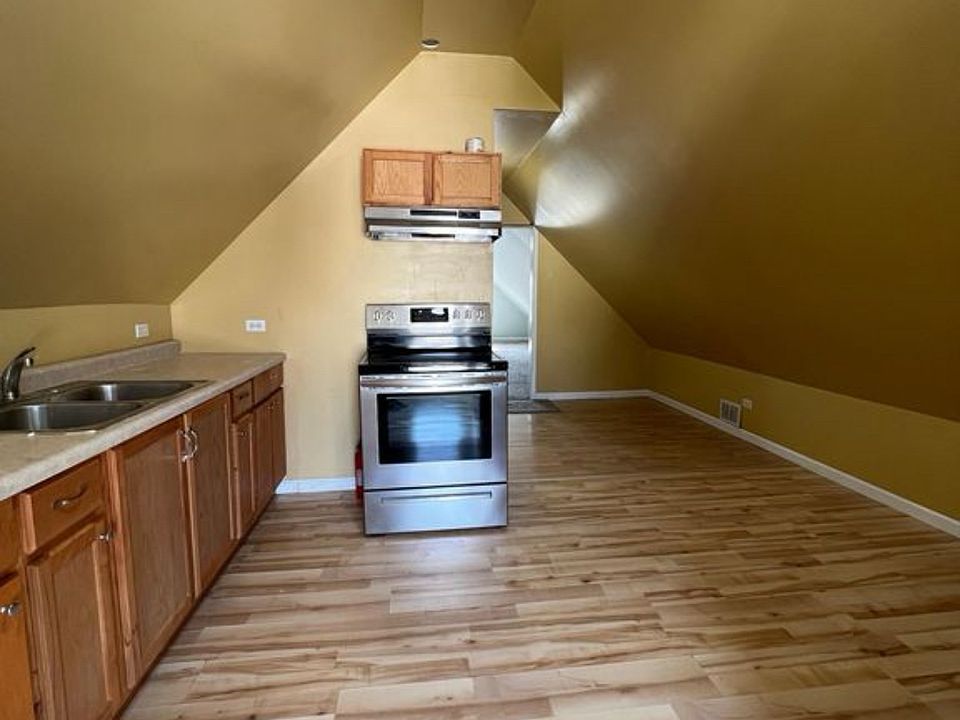 1st image of 4033 S Talman Ave #3
