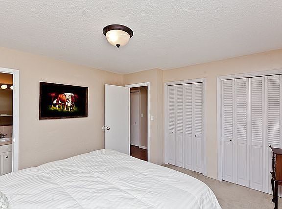 4th image of 698 Cascade Dr