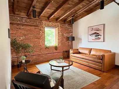 437 West Grant Street-204 - 204 — Photo 3