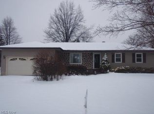 4856 Pine Trace St, Youngstown, OH 44515