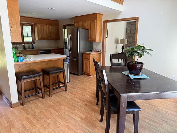 5th image of 74 Holly Ridge Drive