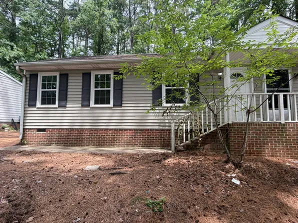 839 Barringer Dr, Raleigh, NC 27606