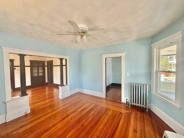 39 Dunbar Ave #1 — Photo 20