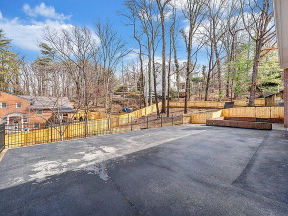 4th image of 501 Darwin Rd SW