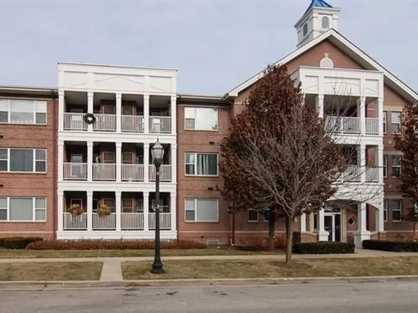 418 56th St Unit 202, Kenosha, WI 53140