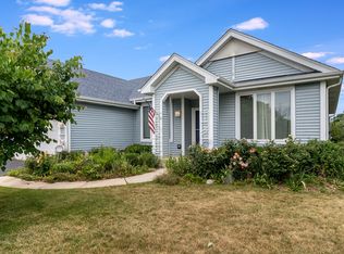 417 Matena Dr, Oswego, IL 60543