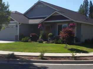 2891 SW Shimmer Ln, Grants Pass, OR 97527