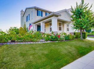 828 E Phelps Way, Azusa, CA 91702