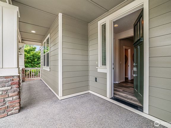 2nd image of 5061 327th Avenue NE