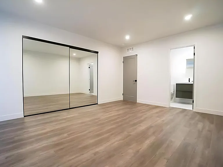 3107 S Canfield Ave #8 — Photo 6