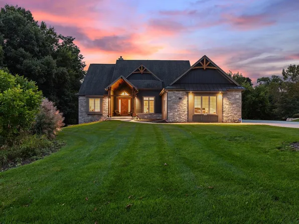 18425 Patti LANE, Brookfield, WI 53045