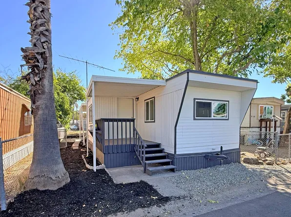 5050 Roseville Rd #6-16, North Highlands, CA 95660