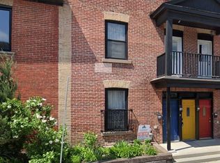 335 Saint Patrick St #1, Ottawa, ON K1N 5K6