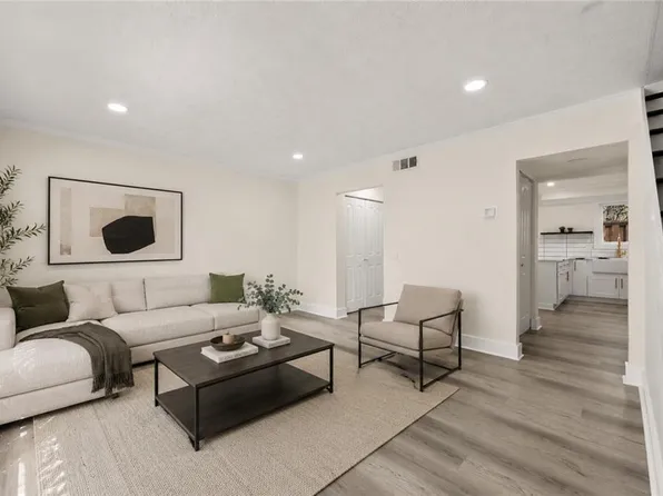 3298 Abbeywood Dr, Decatur, GA 30034