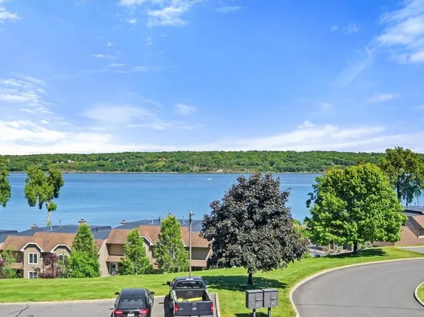 55 Riverview, Port Ewen, NY 12466