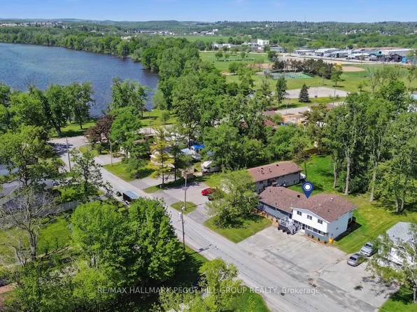 22 Olive Cres, Orillia, ON L3V 1G1
