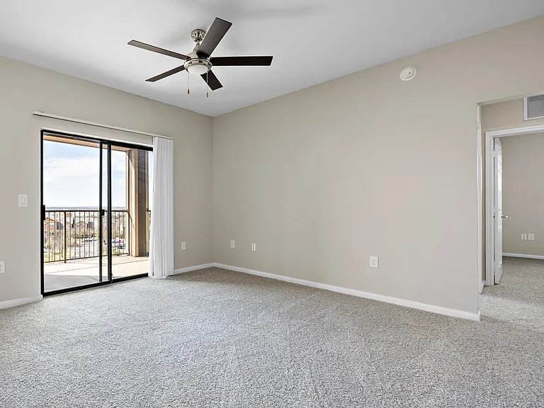 Las Brisas Apartments in Round Rock, Texas