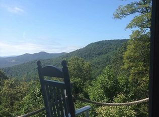 119 Bear Paw Ln, Fancy Gap, VA 24328