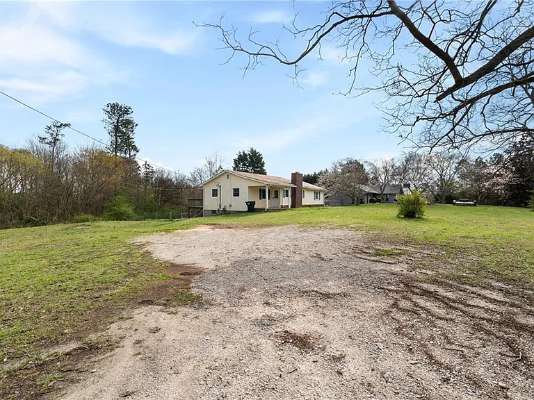 173 Winndale Rd — Photo 20
