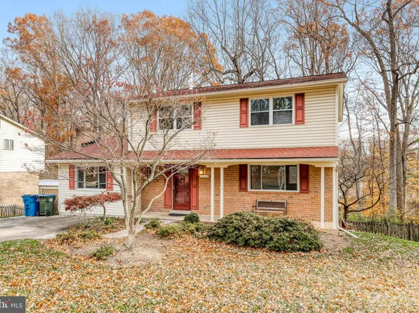 5370 Gainsborough Dr, Fairfax, VA 22032