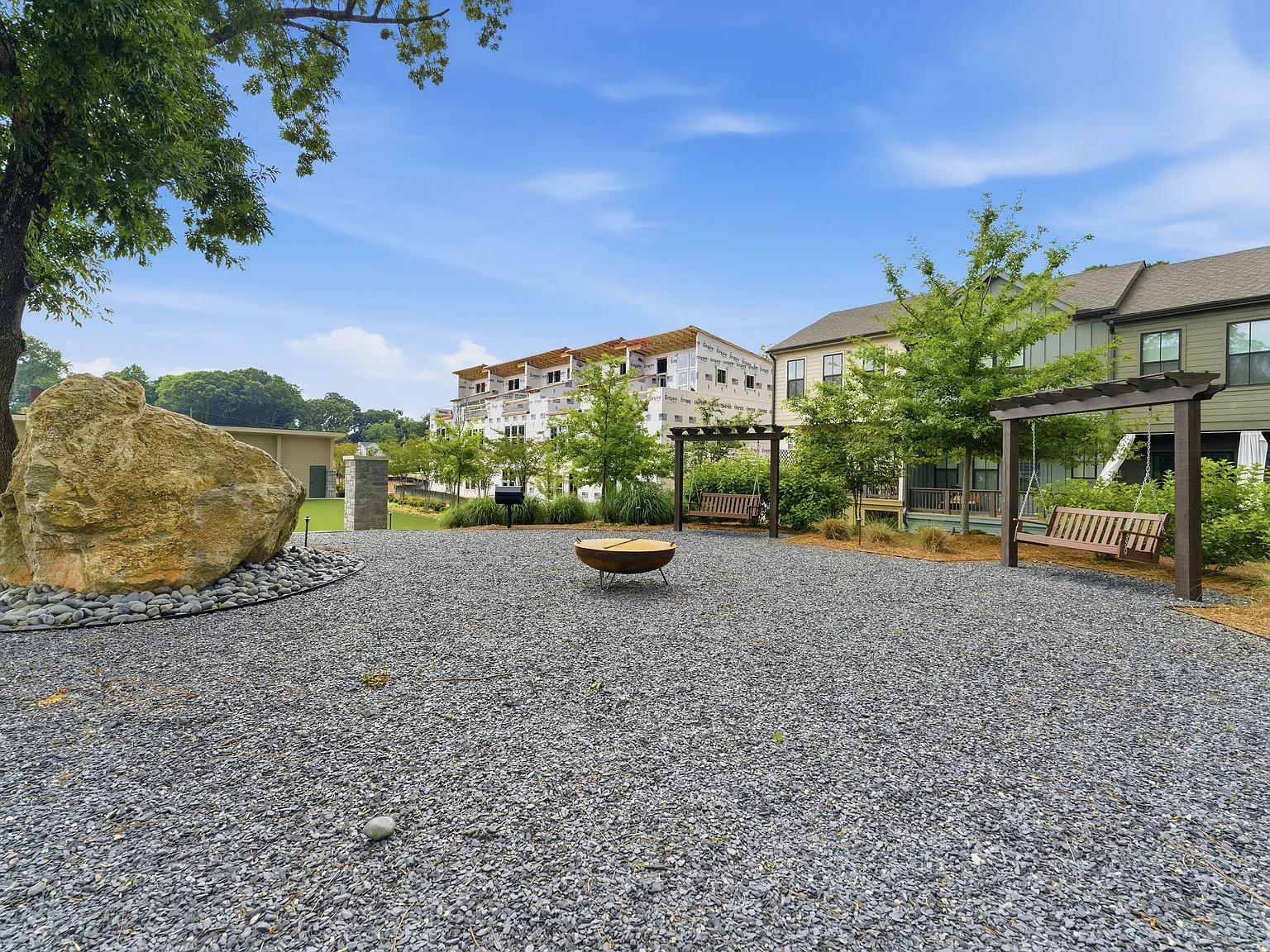 3 bed, 1500 sqft, $3,800 — Photo 3
