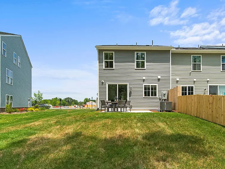 321 Brae Haven Dr #1 — Photo 2