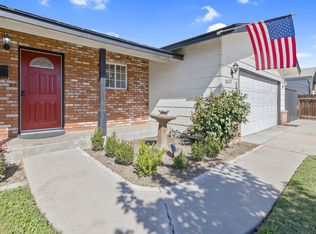 1622 W Monte Vista Ave, Visalia, CA 93277