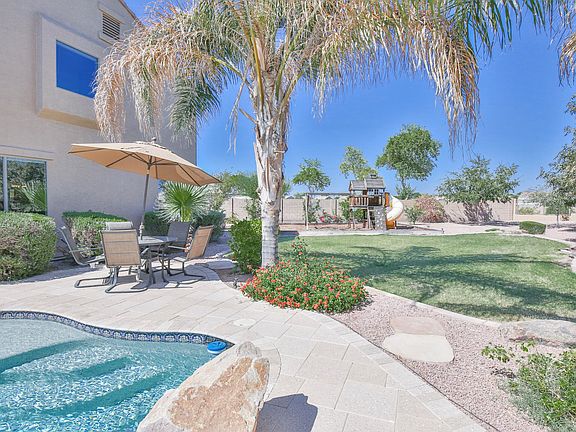 4th image of 38811 N Dena Dr