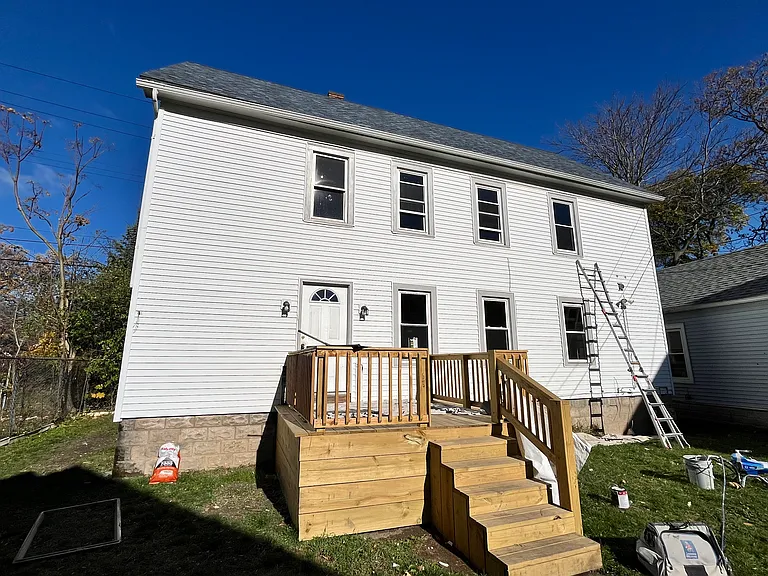 286 Potomac Ave — Photo 1