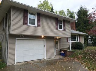8290 Sisson Hwy, Eden, NY 14057