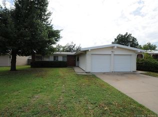 6542 E 27th Pl, Tulsa, OK 74129