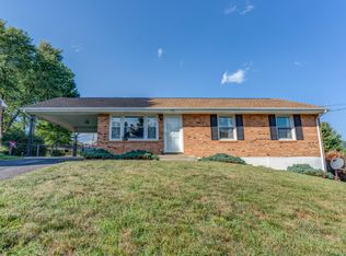545 Holiday Rd, Vinton, VA 24179