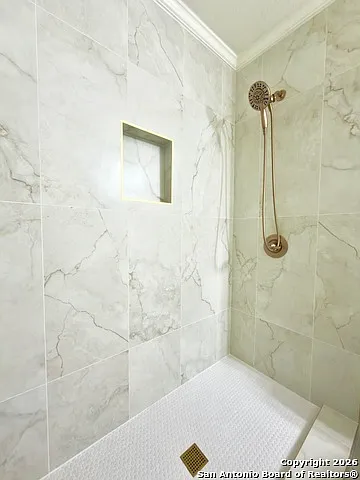 111 Westwood Way — Photo 33